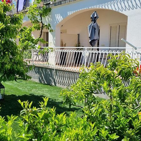 Luxa 5 Min Old Town, 10 Min Airport Apartment Trogir Exterior photo