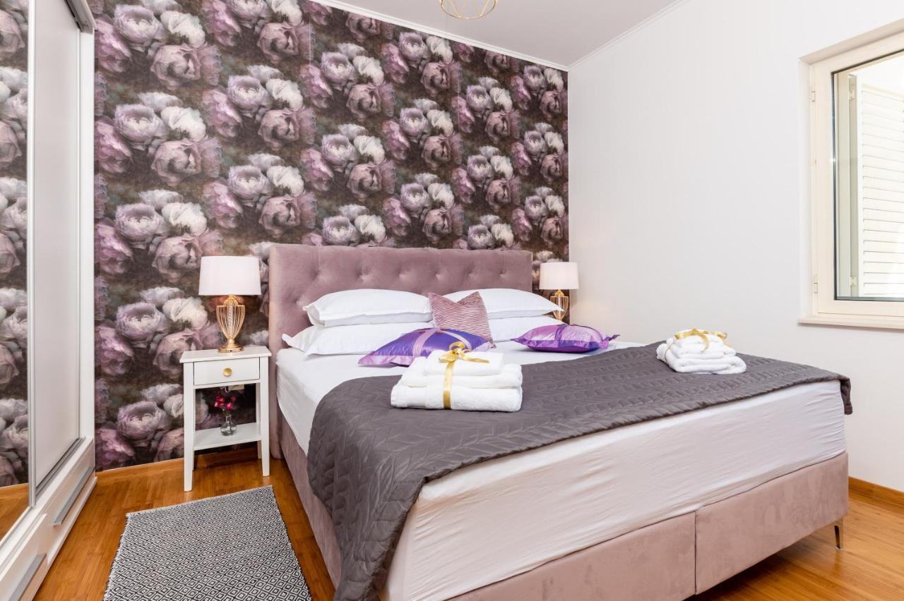 Luxa 5 Min Old Town, 10 Min Airport Apartment Trogir Exterior photo